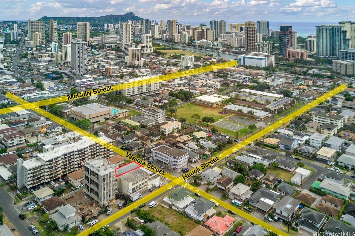 1808 Waiola St, Honolulu HI  96826-2672 exterior