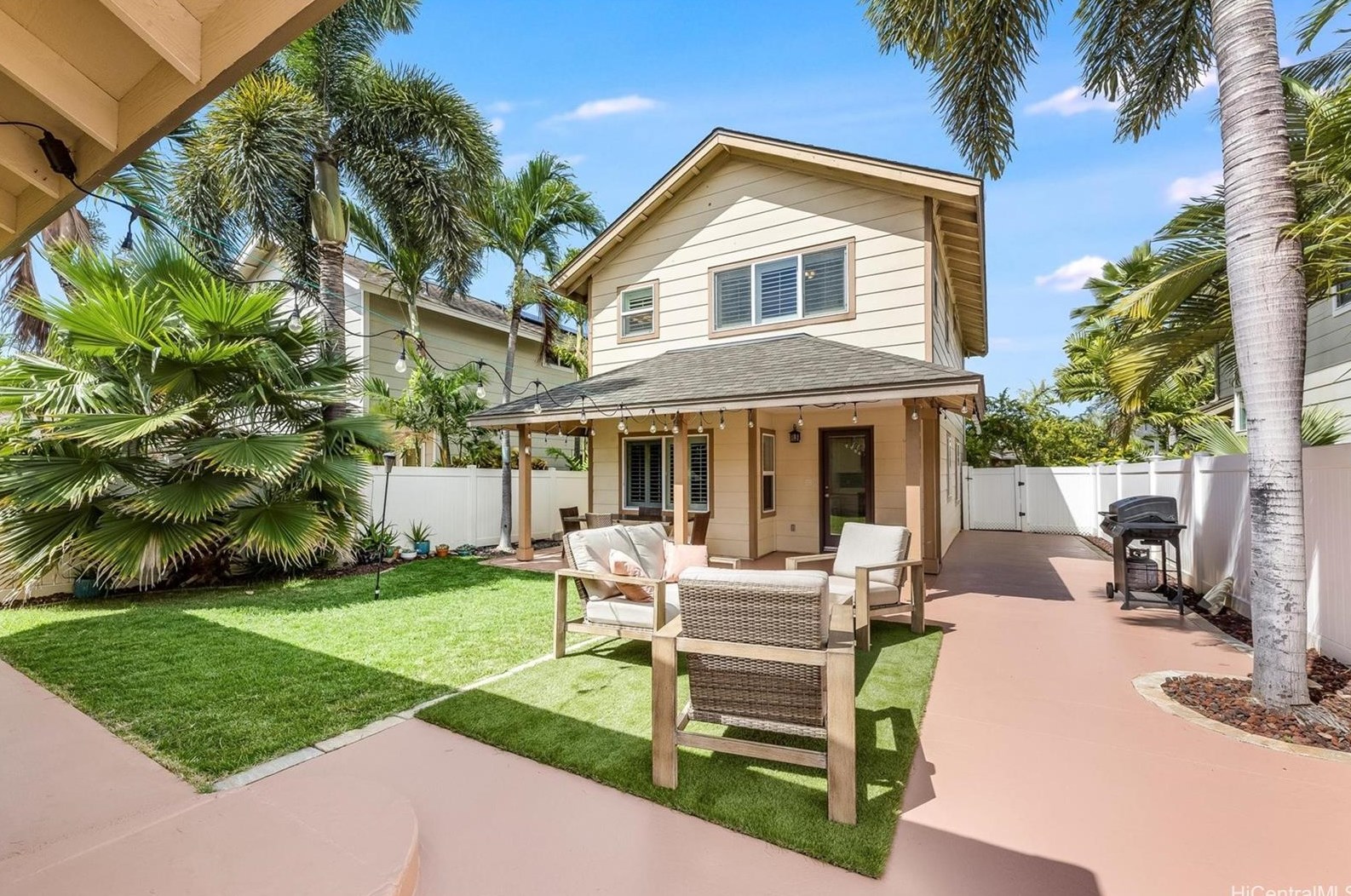 91-1027 Kaihi St, Ewa Beach HI  96706 exterior