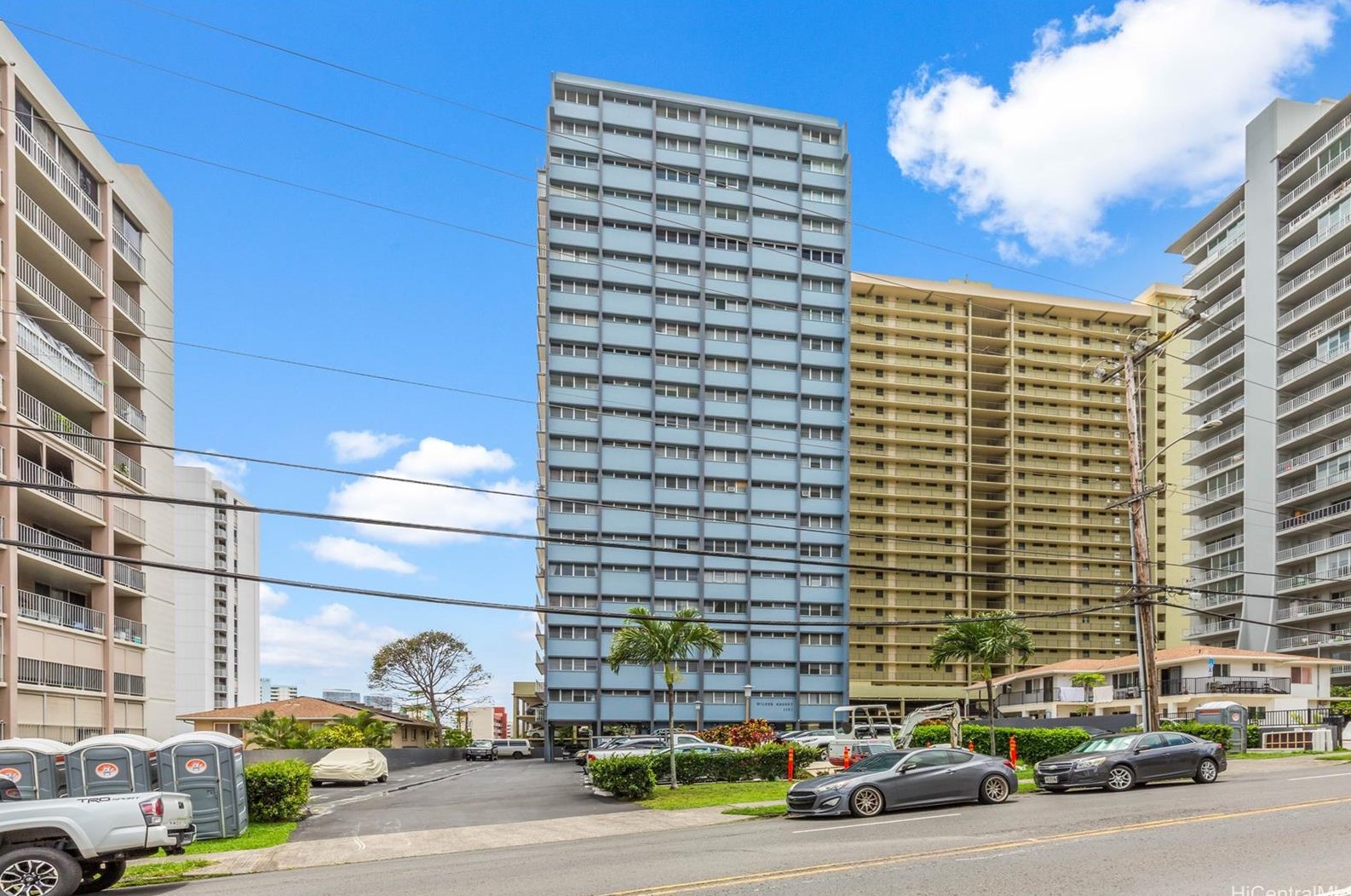 1121 Wilder Ave, Honolulu HI  96822-2777 exterior