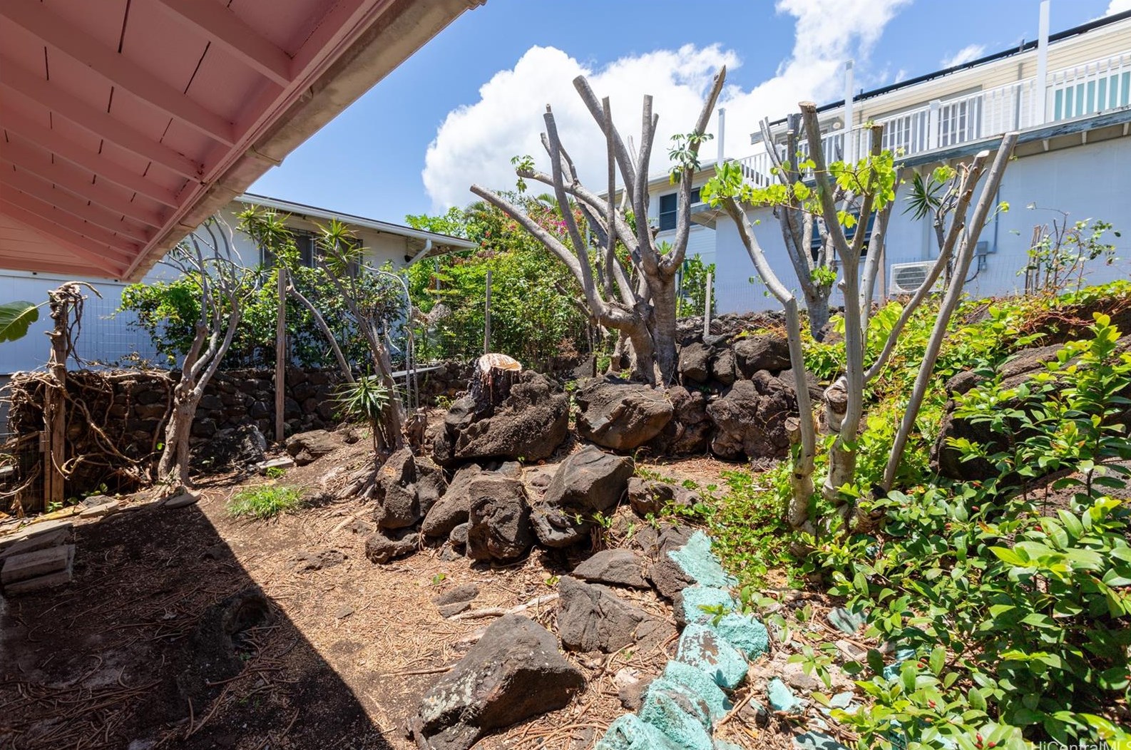 3726 Anuhea St, Honolulu HI  96816-3802 exterior
