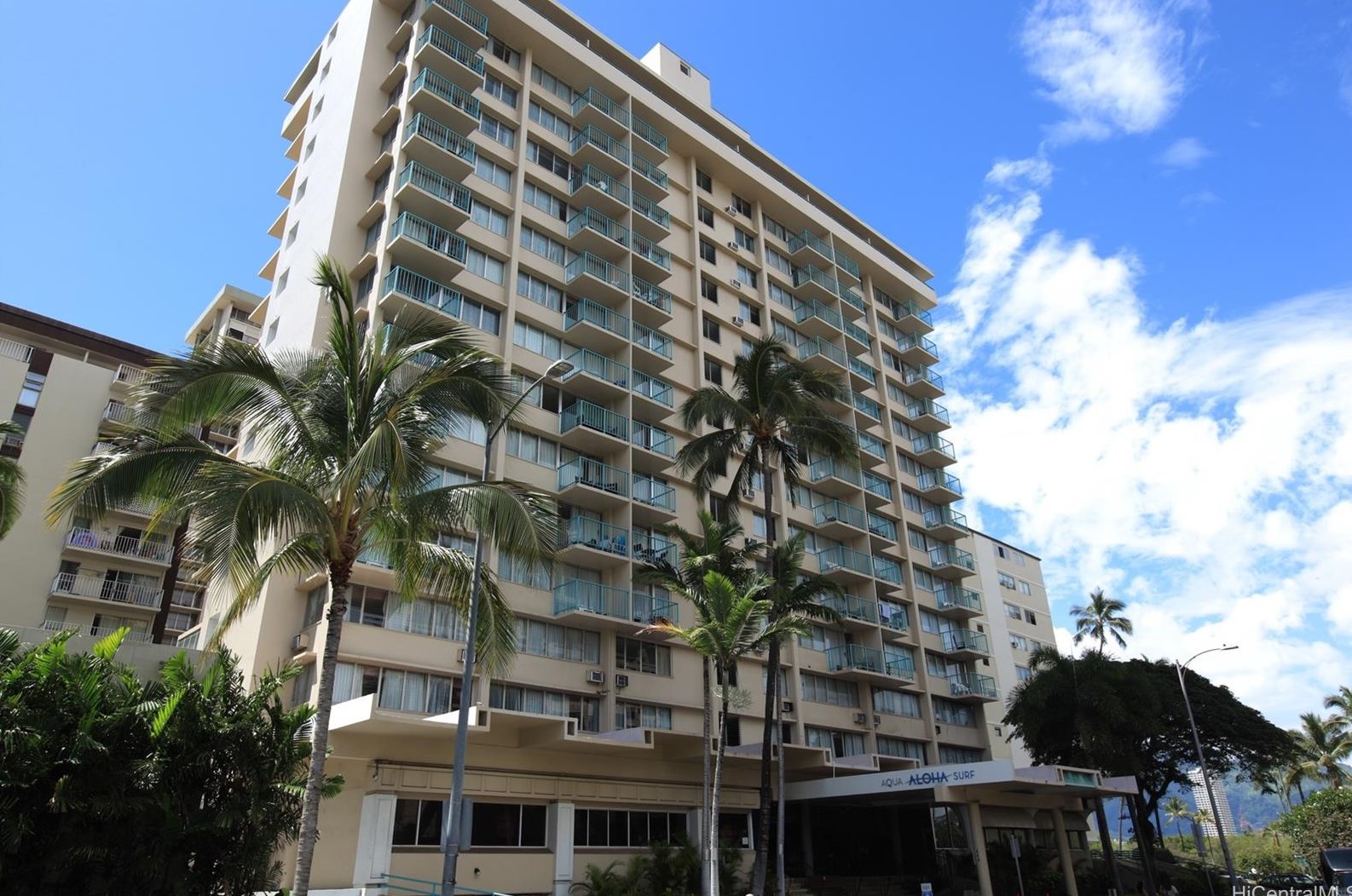 444 Kanekapolei St, Honolulu HI  96815-3038 exterior