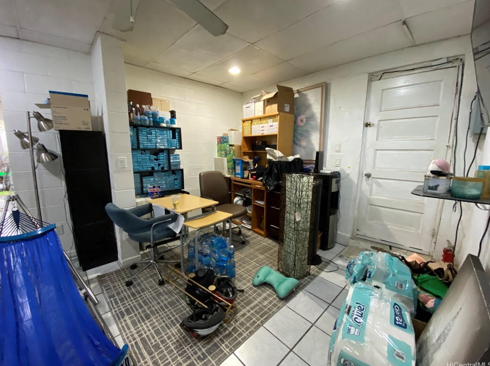 629 Ihe St, Honolulu HI  96817-2240 exterior