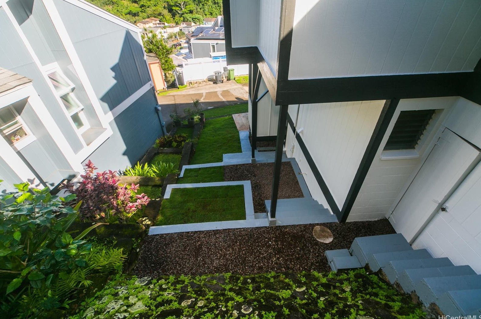 1791 Paailuna Way, Pearl City HI  exterior