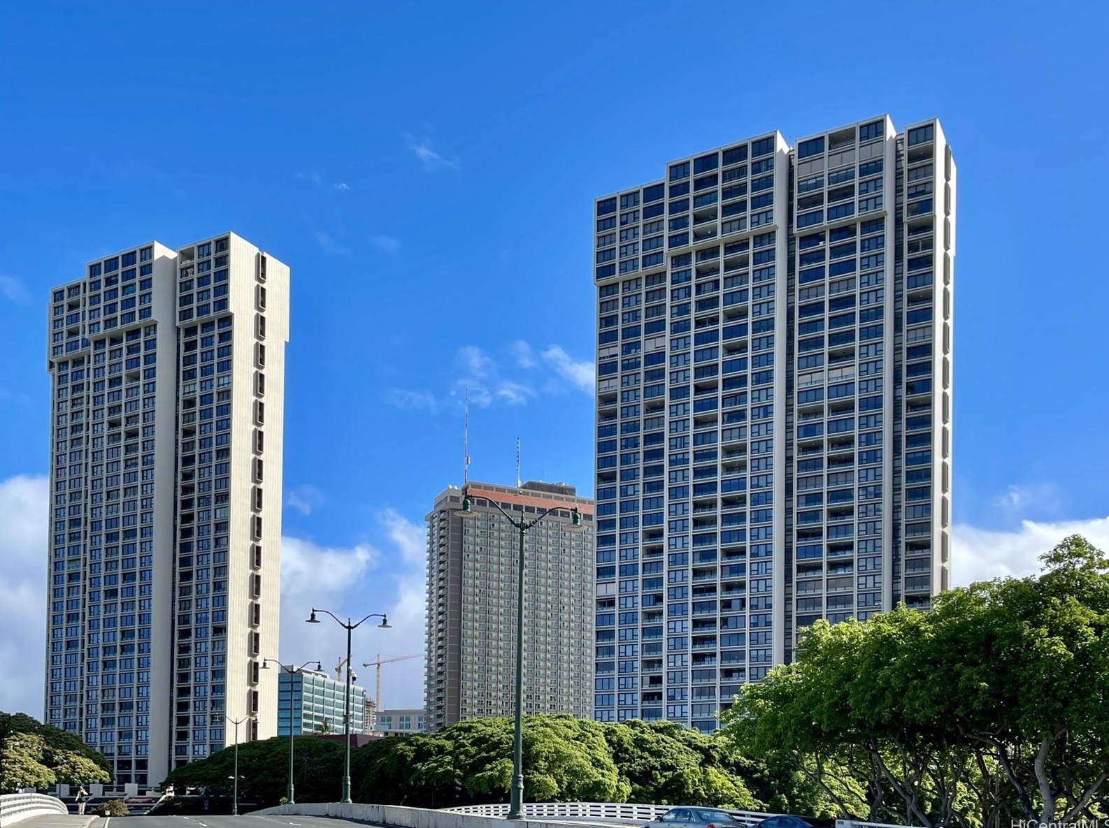 1650 Ala Moana Blvd, Honolulu HI  96815-1432 exterior