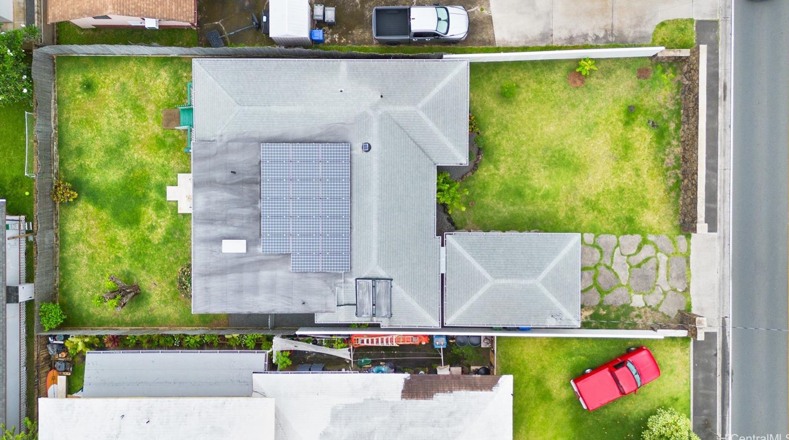 547 Oneawa St, Kailua HI  96734-2231 exterior