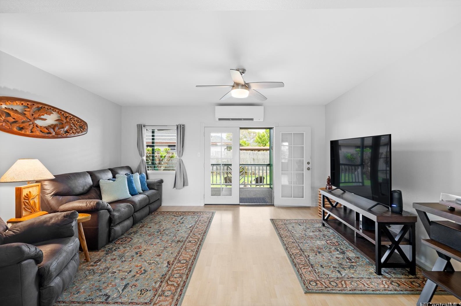 547 Oneawa St, Kailua HI  96734-2231 exterior