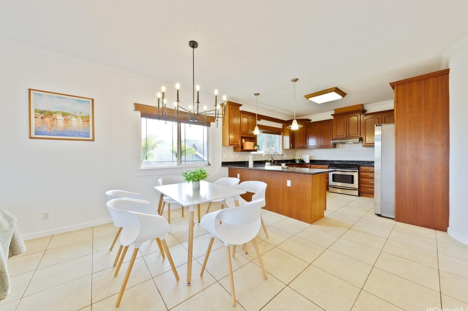 838 22nd Ave, Honolulu HI  96816-4522 exterior