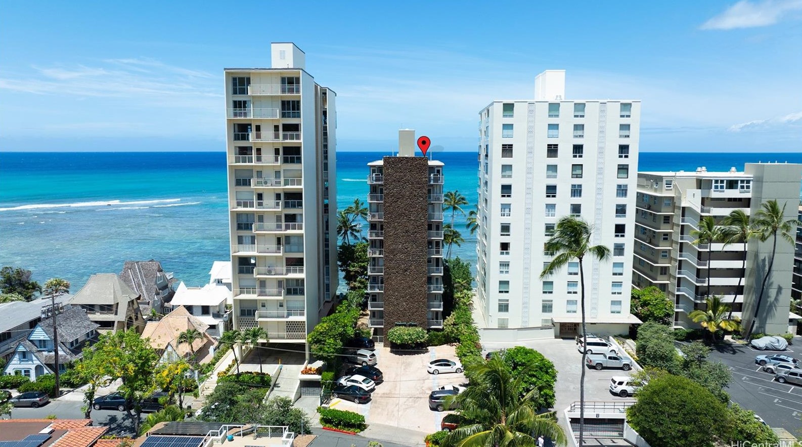 3015 Kalakaua Ave, Honolulu HI  96815-4703 exterior