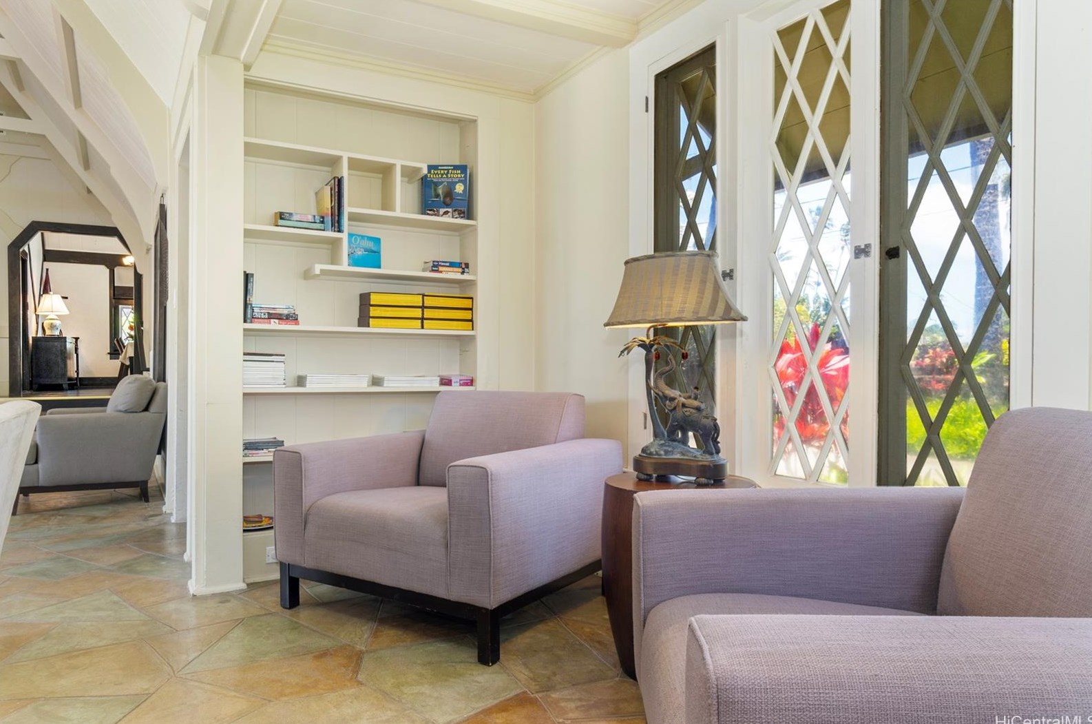 4584 Kahala Ave, Honolulu HI  96816-4950 exterior