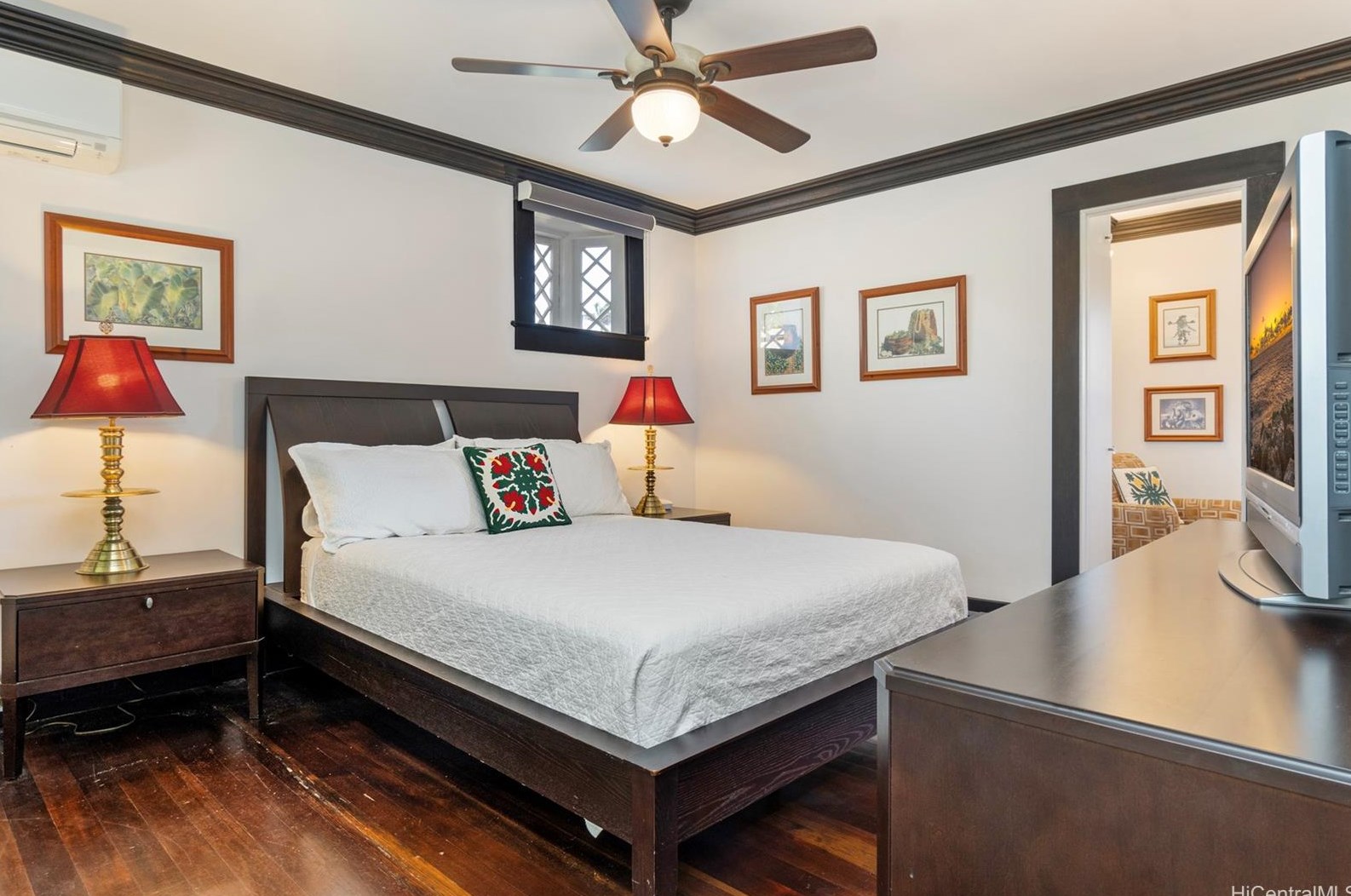 4584 Kahala Ave, Honolulu HI  96816-4950 exterior