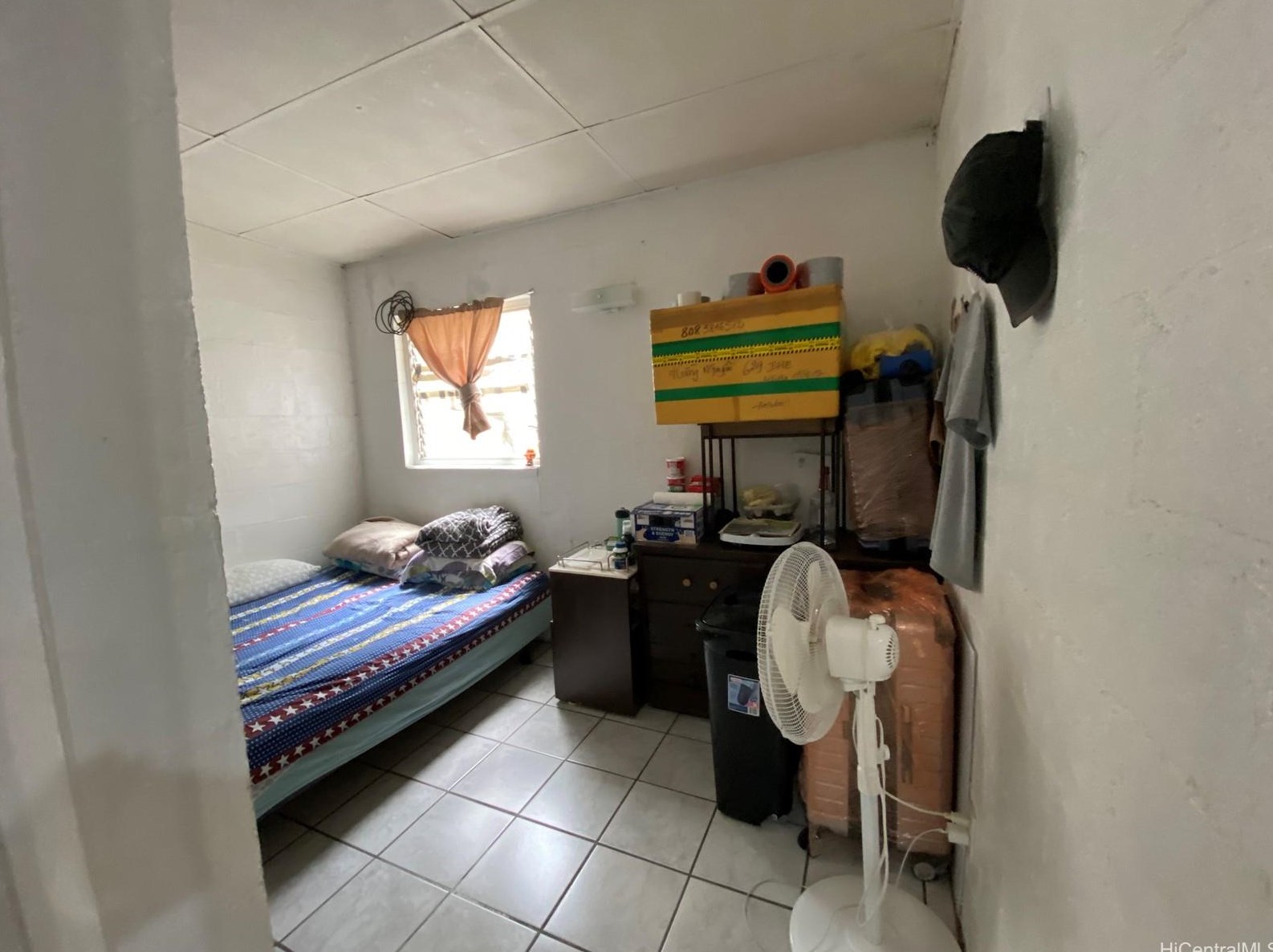 629 Ihe St, Honolulu HI  96817-2240 exterior