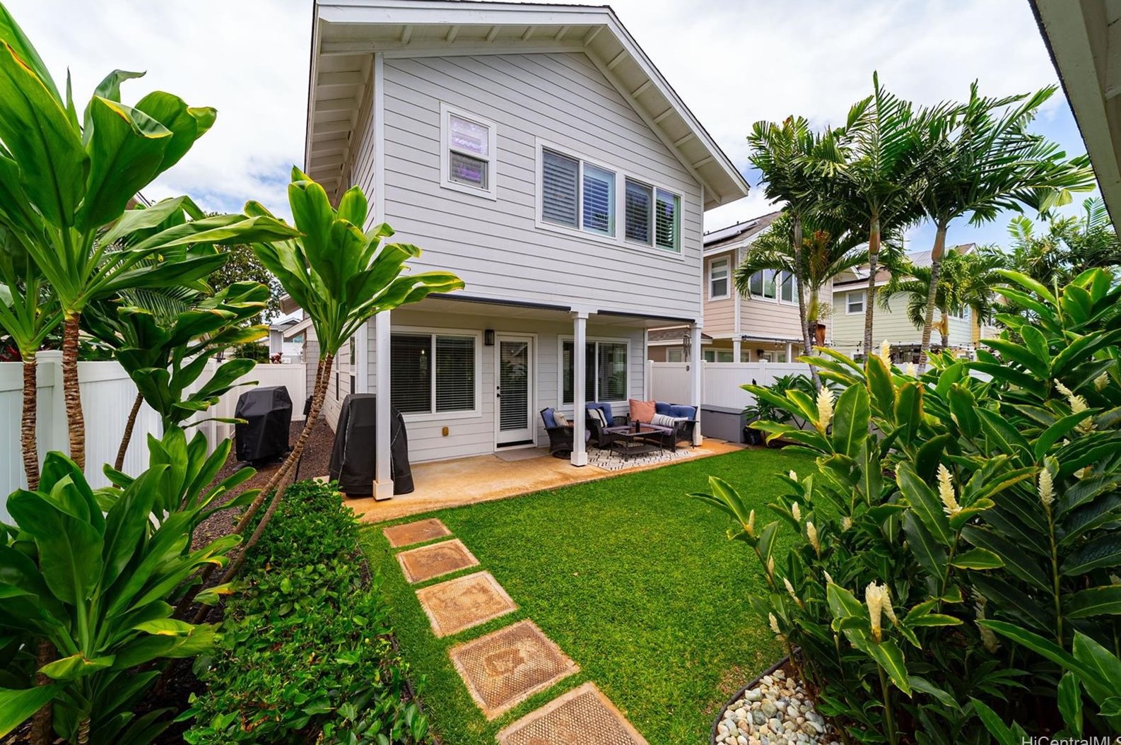 91-1286 Kaileolea Dr, Ewa Beach HI  96706-5033 exterior