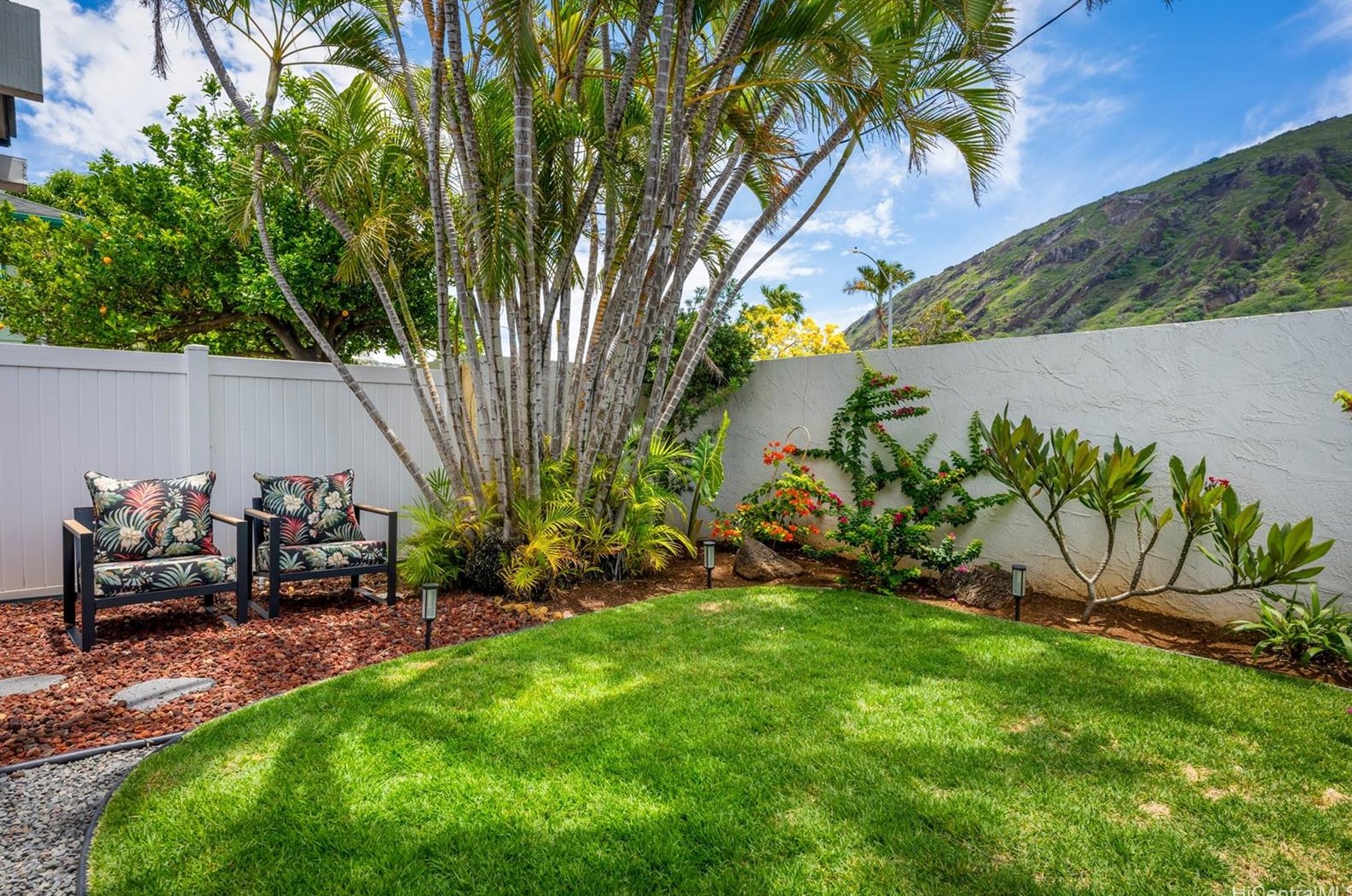 620 Lunalilo Home Rd, Honolulu HI  96825-2401 exterior