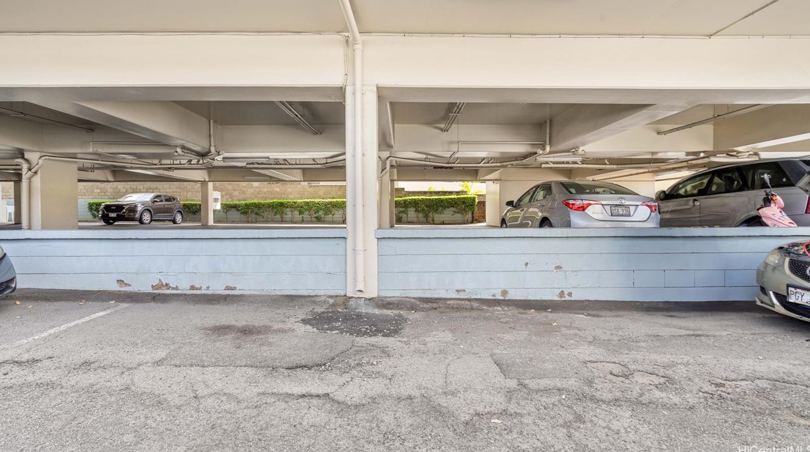 1642 Kewalo St, Honolulu HI  96822-3163 exterior