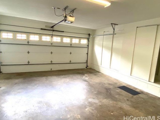 3530 Nipo St, Honolulu HI  96822-1141 exterior