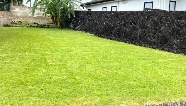 3530 Nipo St, Honolulu HI  96822-1141 exterior