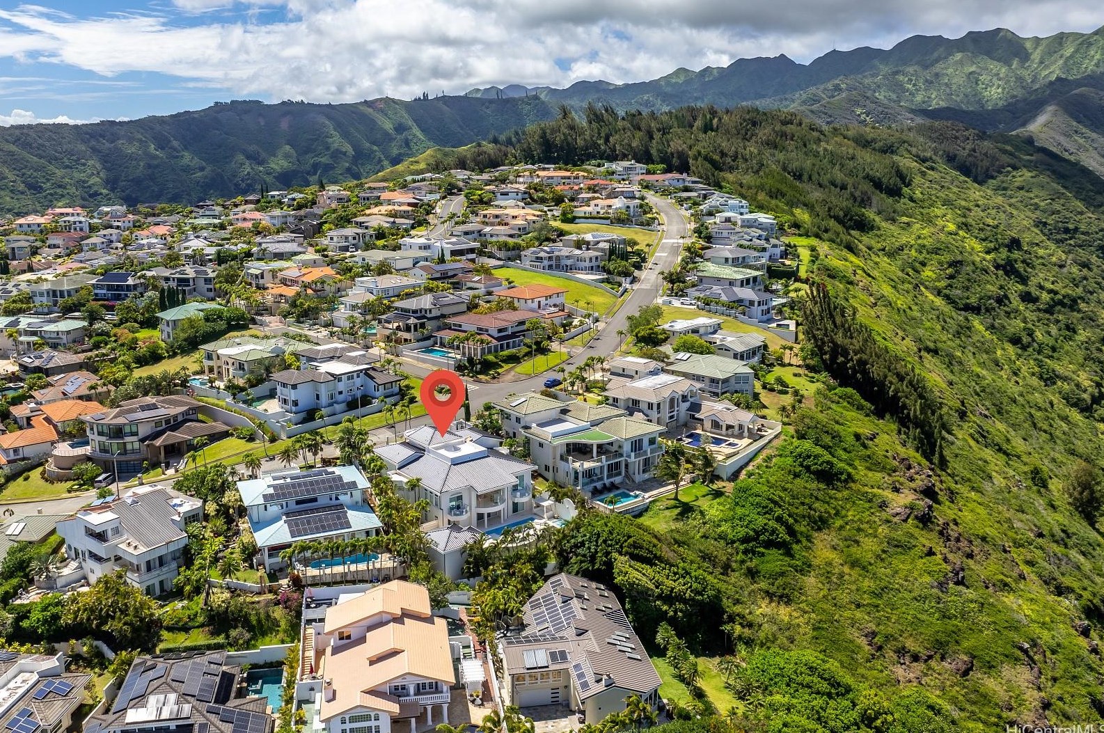875 Ikena Cir, Honolulu HI  96821-2552 exterior