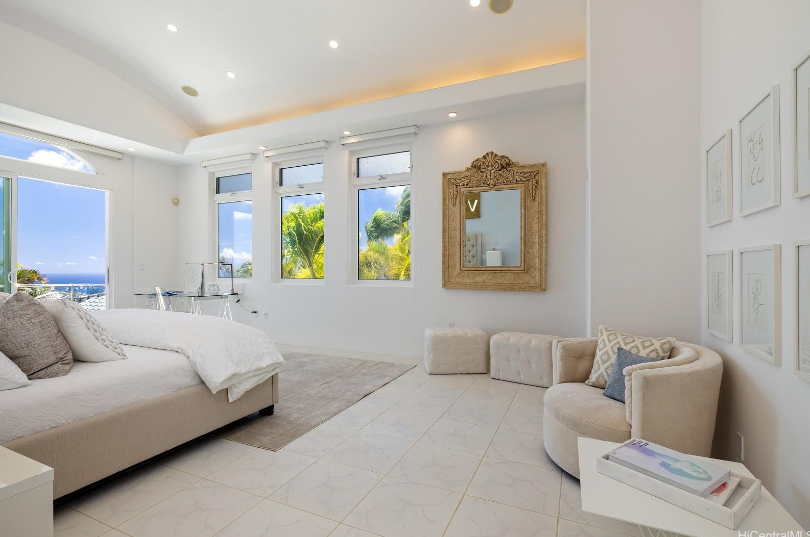 875 Ikena Cir, Honolulu HI  96821-2552 exterior