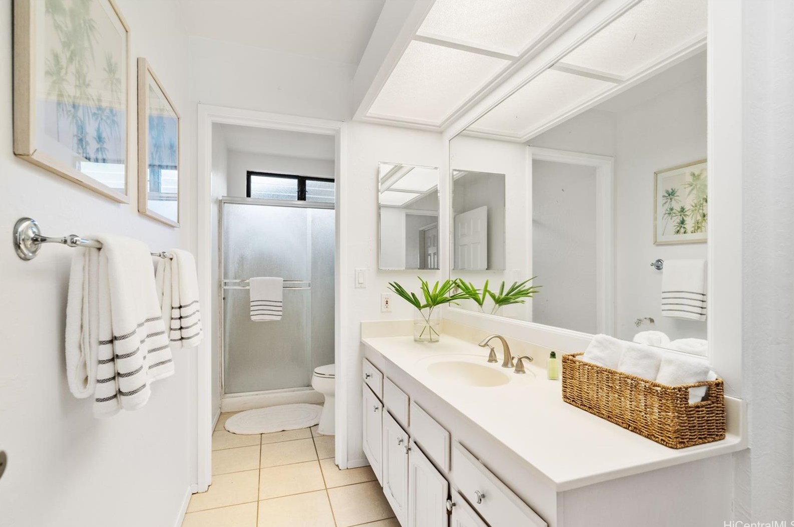 1360 Kaeleku St, Honolulu HI  96825-3009 exterior