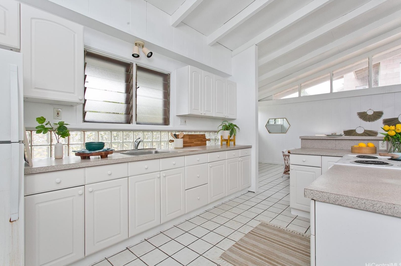 941 Koae St, Honolulu HI  96816-5004 exterior