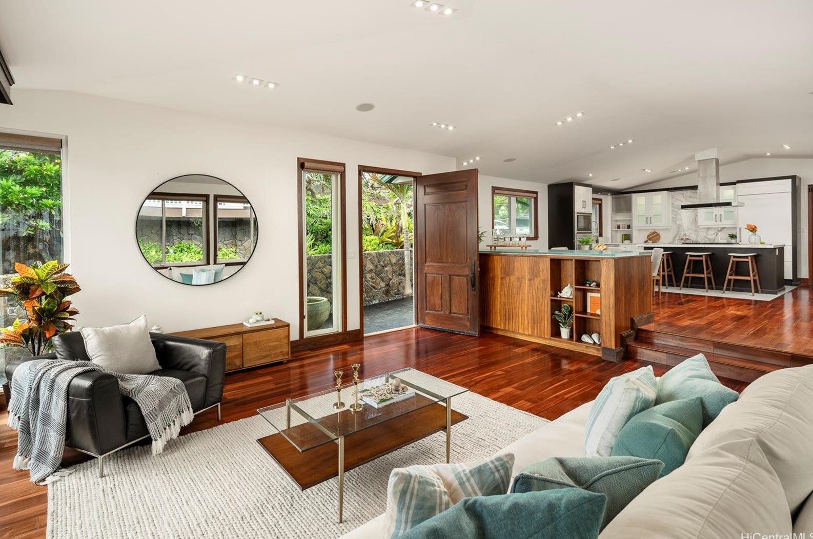 4140 Black Pt Rd, Honolulu HI  96816-4846 exterior