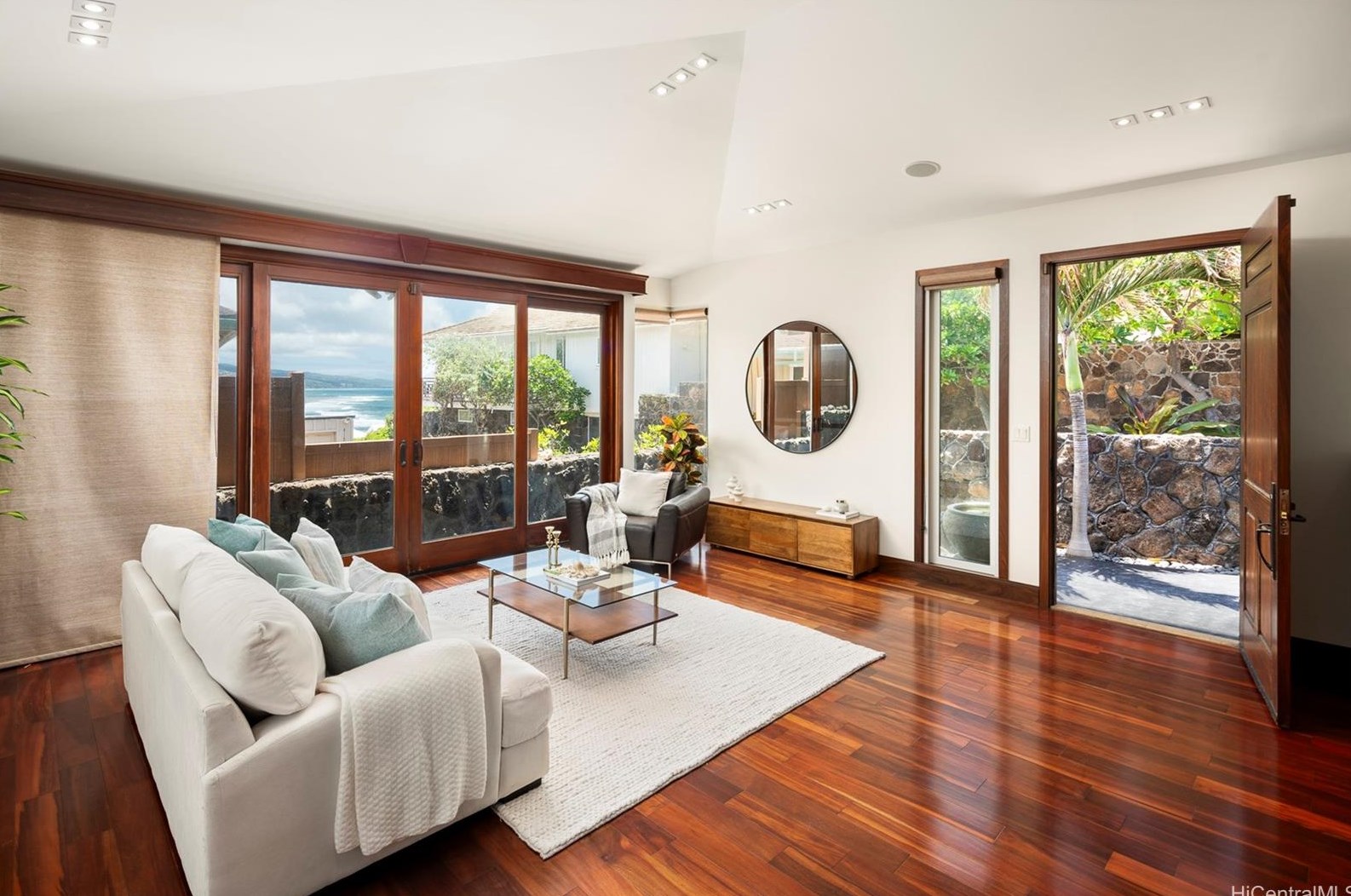 4140 Black Pt Rd, Honolulu HI  96816-4846 exterior