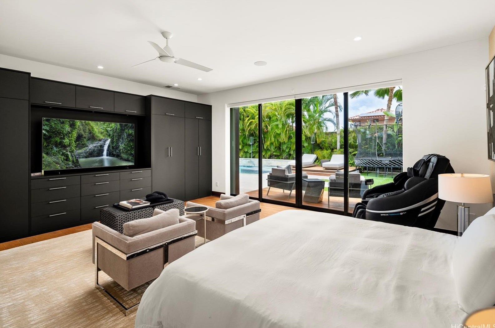 4620 Kahala Ave, Honolulu HI  96816-5211 exterior