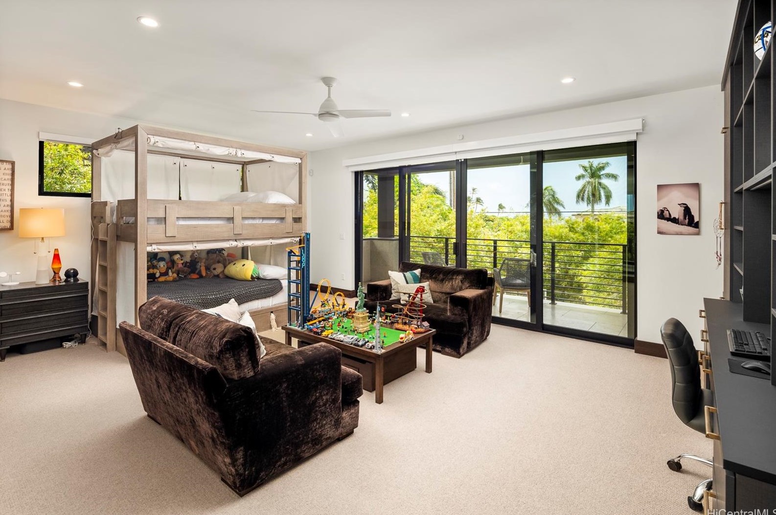 4620 Kahala Ave, Honolulu HI  96816-5211 exterior