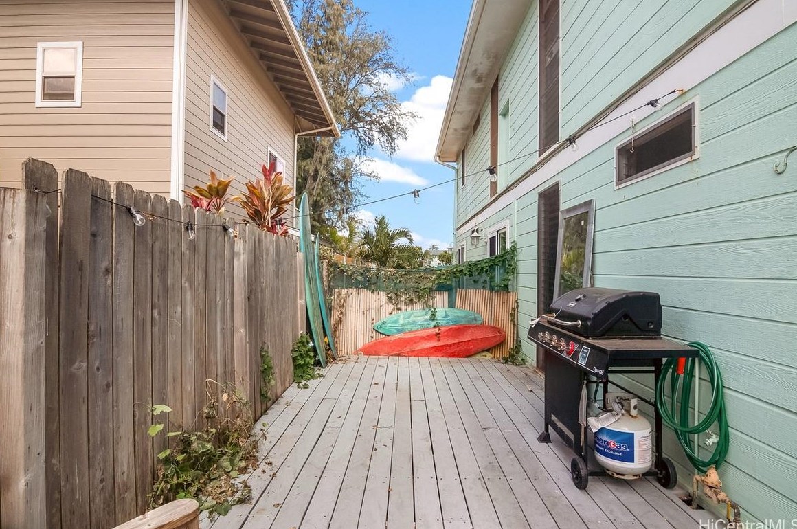 68099 Au St, Waialua HI  exterior