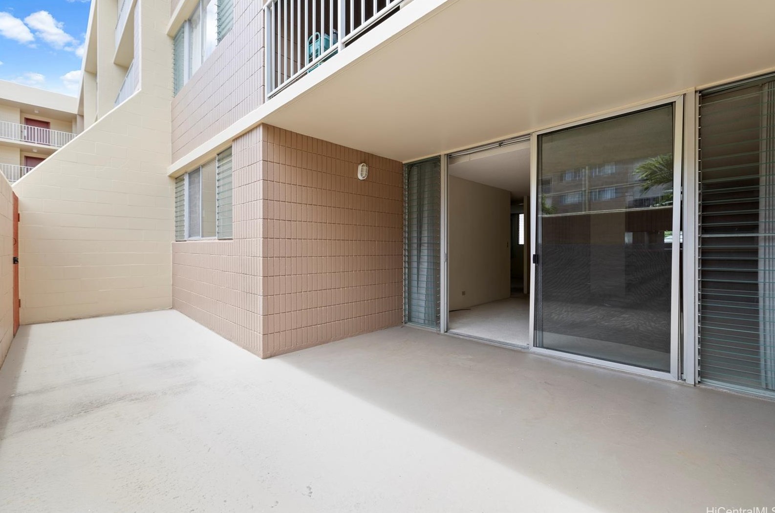 1634 Nuuanu Ave, Honolulu HI  96817-3208 exterior