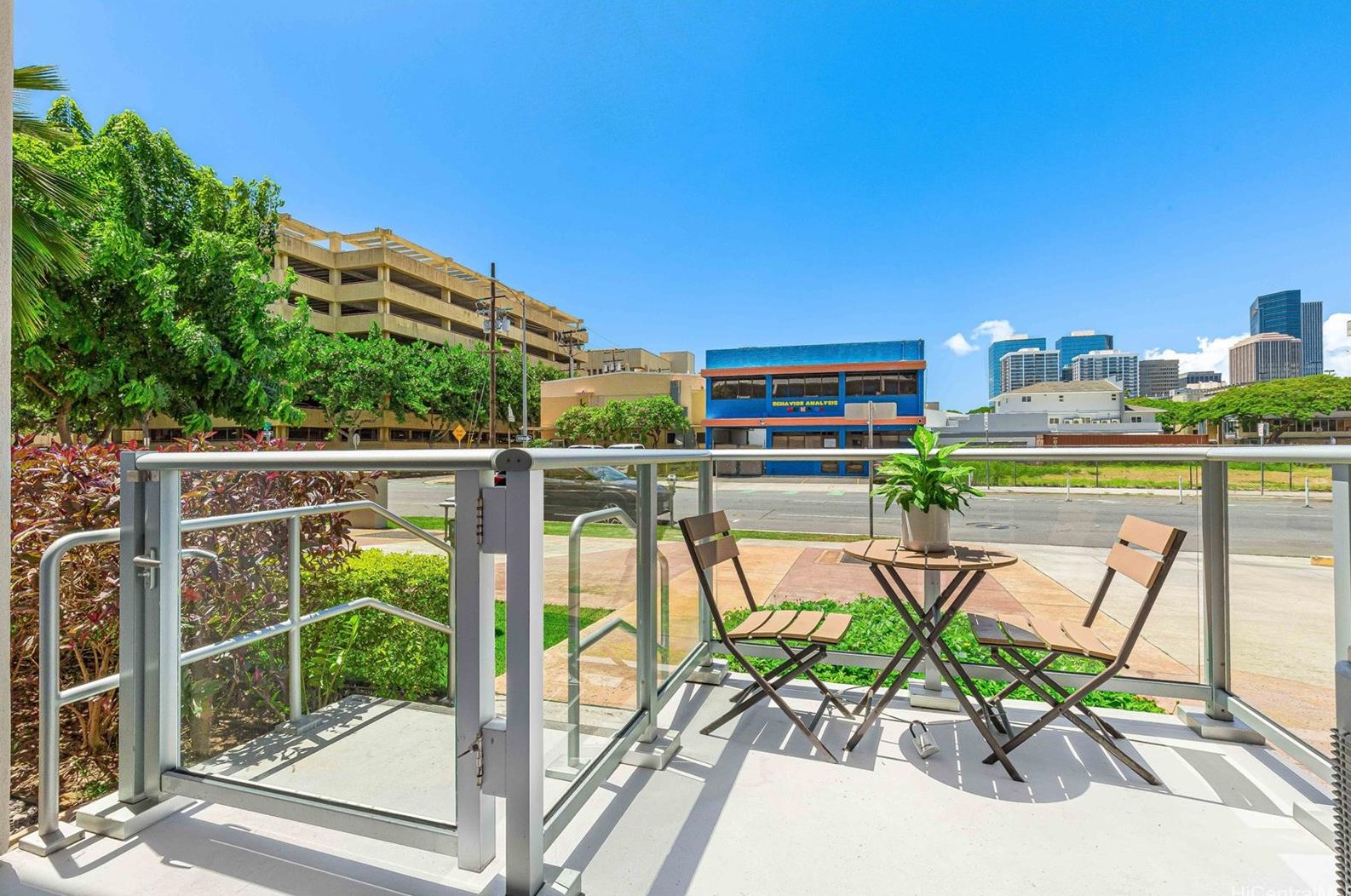 555 South St, Honolulu HI  96813-0050 exterior