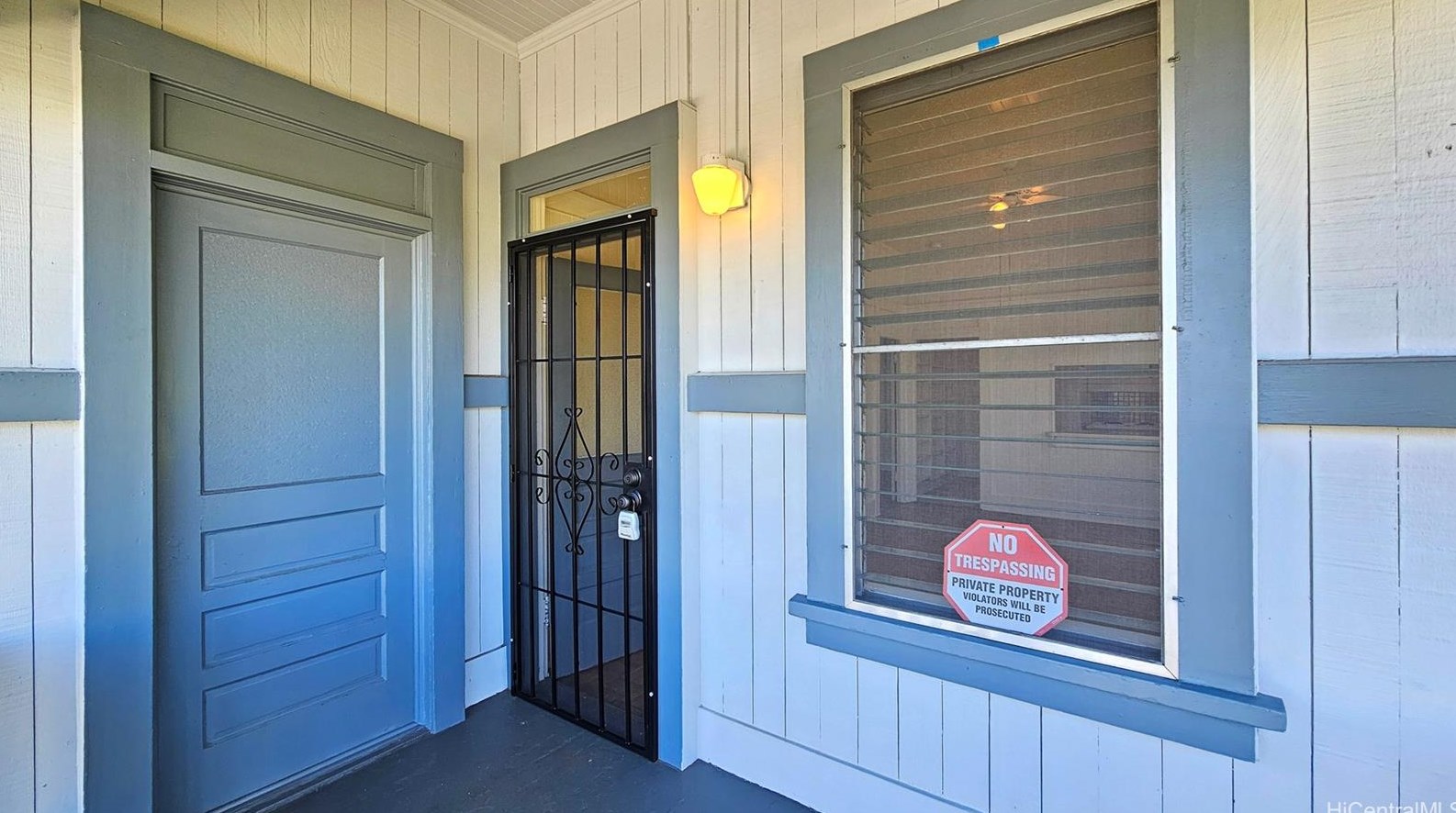 1647 Lusitana St, Honolulu HI 96813-6627 exterior