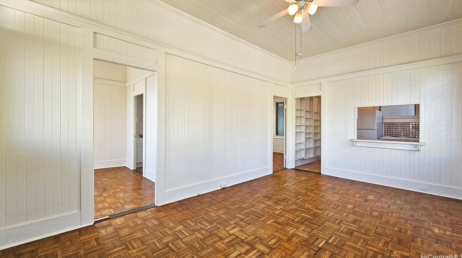 1647 Lusitana St, Honolulu HI 96813-6627 exterior