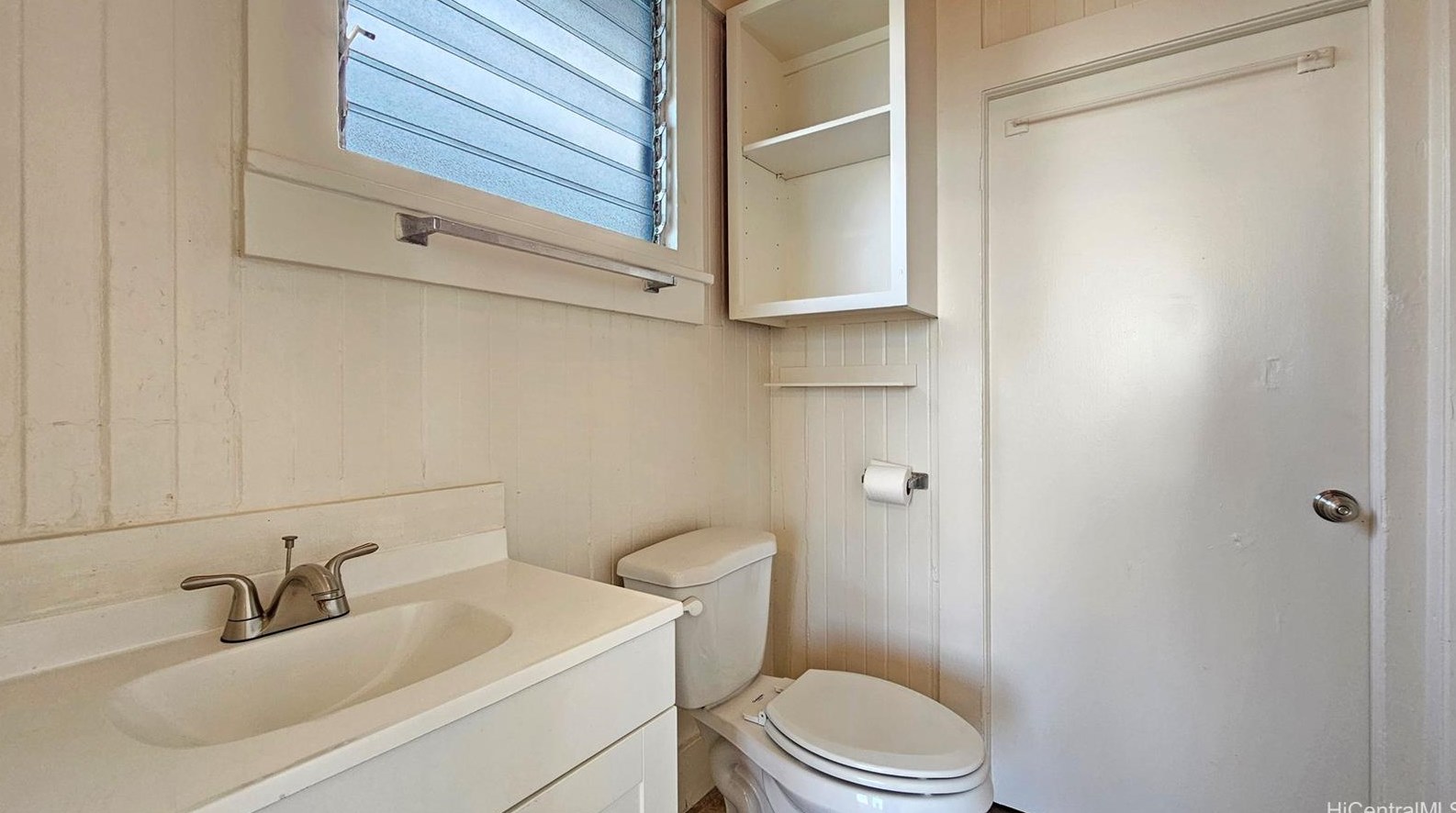 1647 Lusitana St, Honolulu HI 96813-6627 exterior