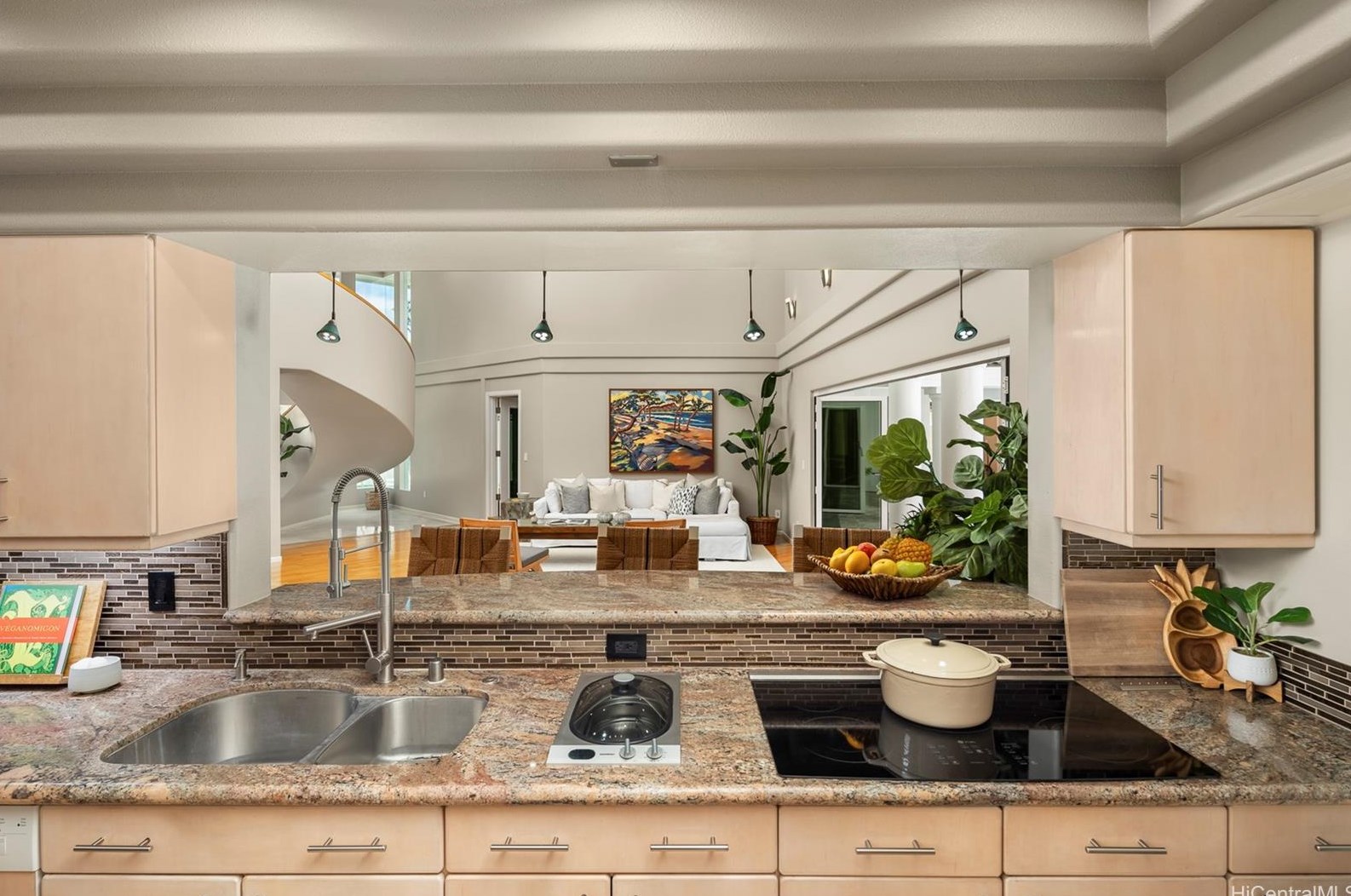 4346 Kahala Ave, Honolulu HI  96816-4856 exterior