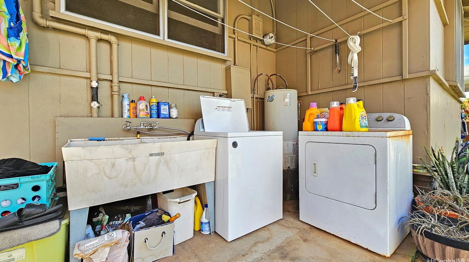 3144 Brokaw St, Honolulu HI  96815-4120 exterior