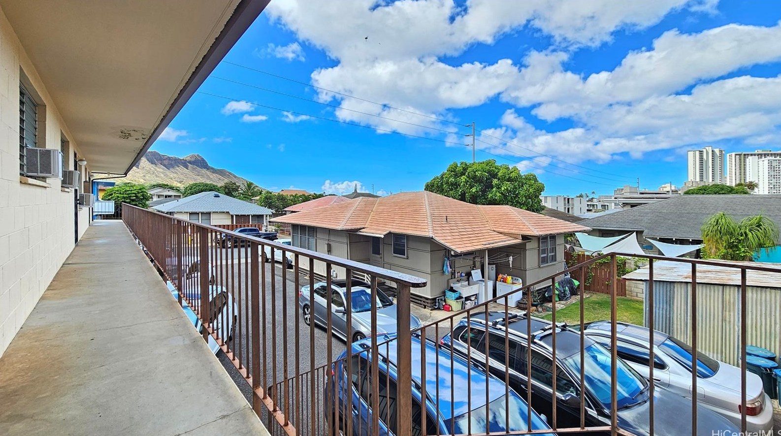 3144 Brokaw St, Honolulu HI  96815-4120 exterior