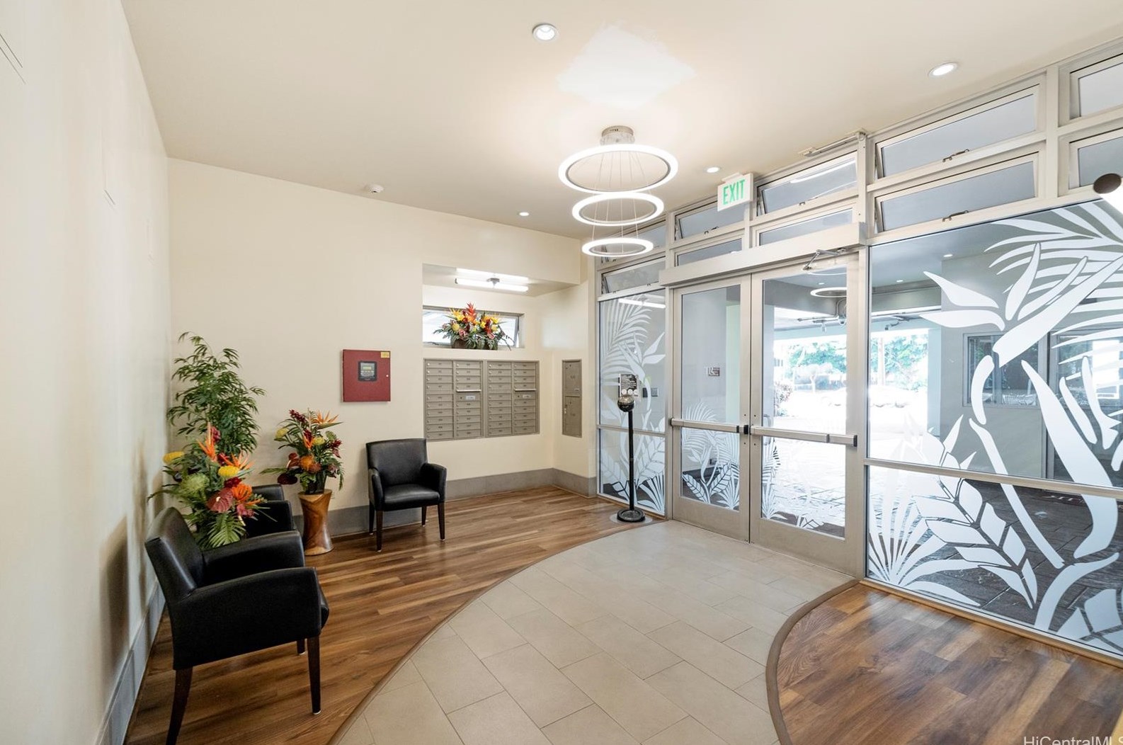 2525 Date St, Honolulu HI  96826-5437 exterior