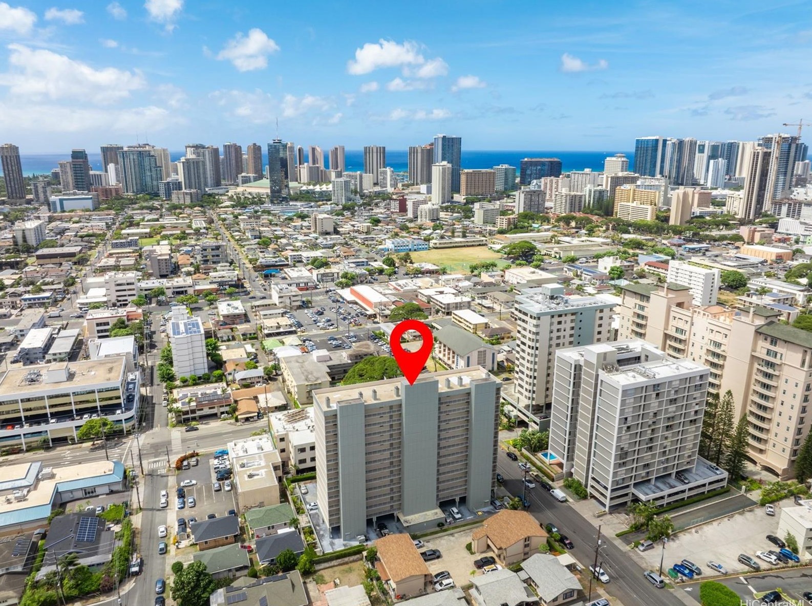 1215 Alexander St, Honolulu HI  96826-1237 exterior