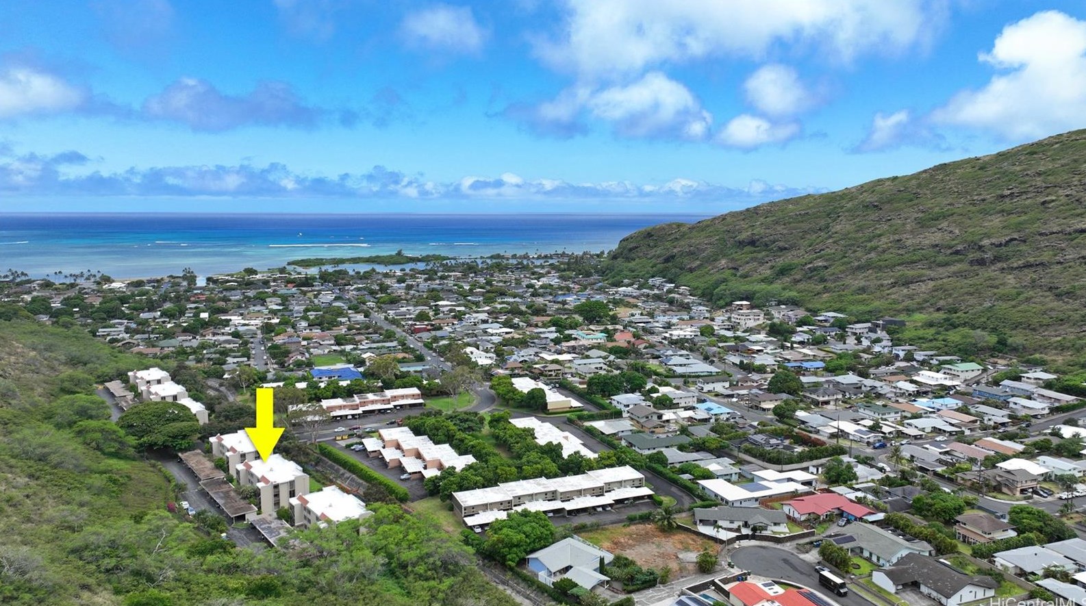 420 Haleloa Pl, Honolulu HI  96821-2215 exterior