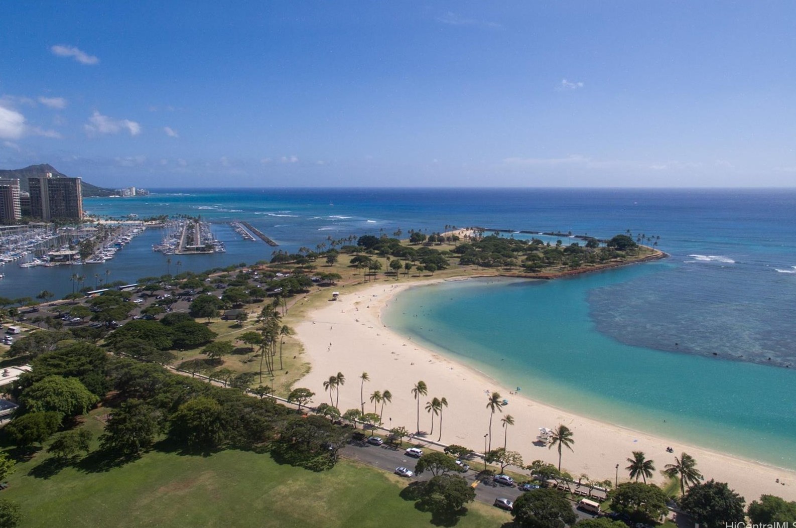 1388 Ala Moana Blvd, Honolulu HI  96814 exterior