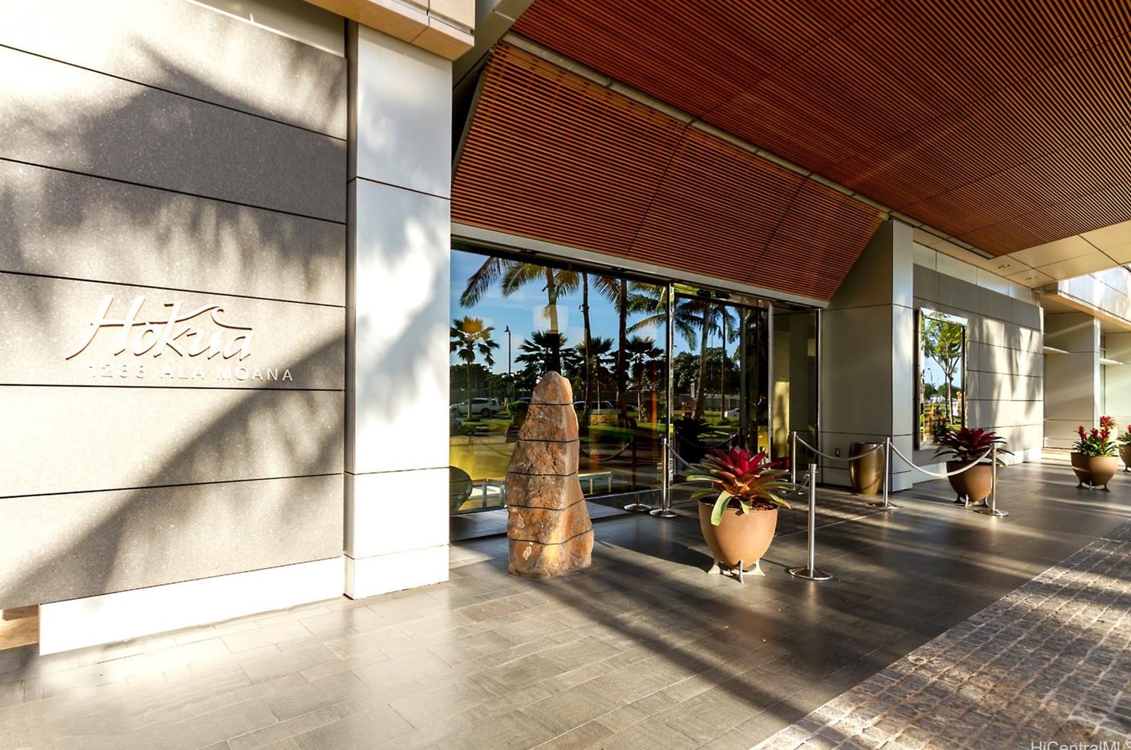 1288 Ala Moana Blvd, Honolulu HI  96814-4204 exterior