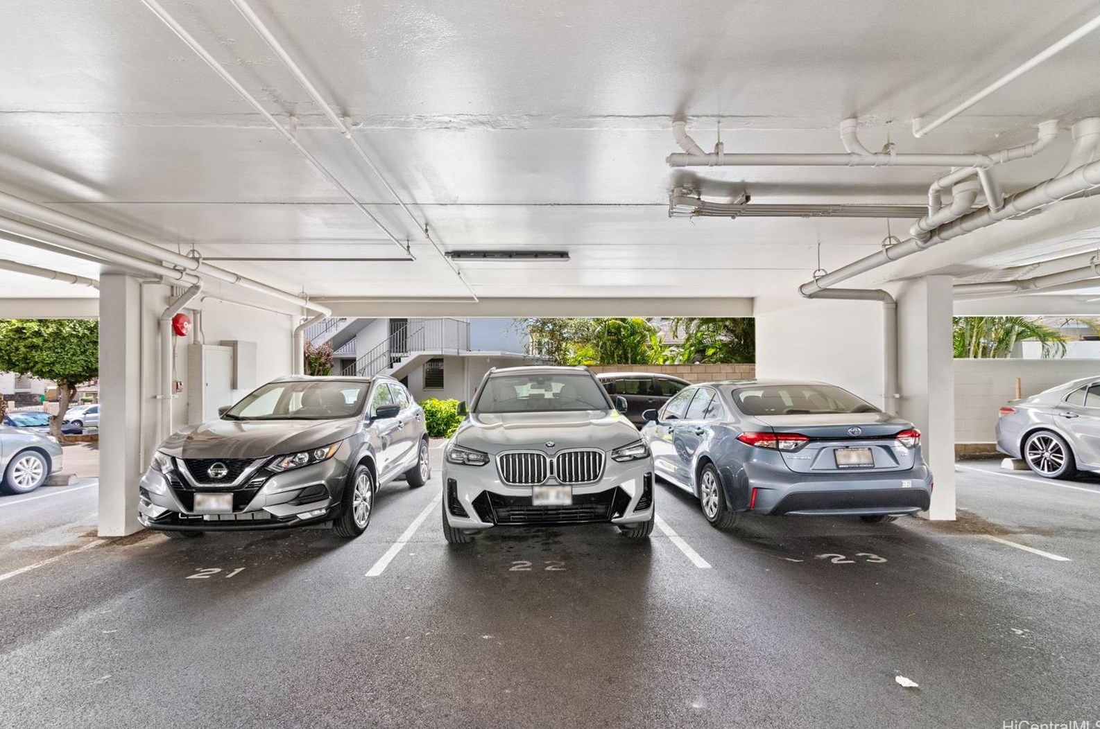 1616 Kewalo St, Honolulu HI  96822-3109 exterior