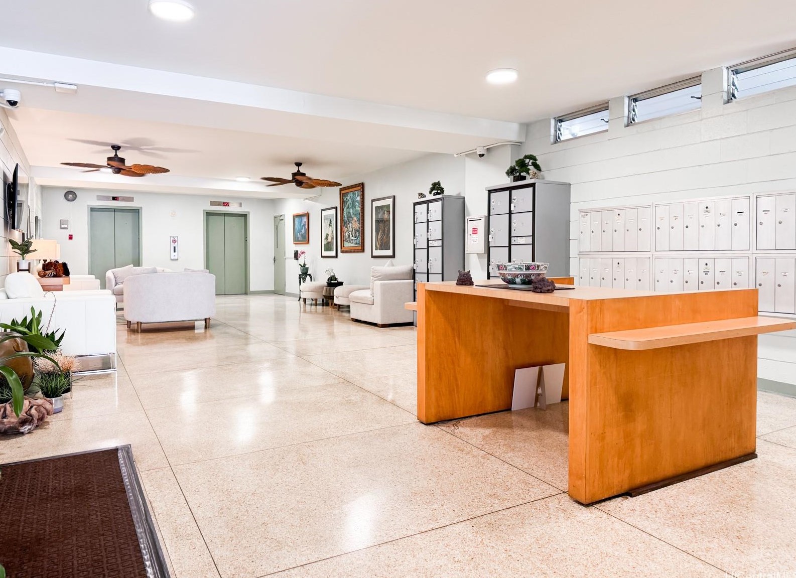 1610 Kanunu St, Honolulu HI 96814-2746 exterior