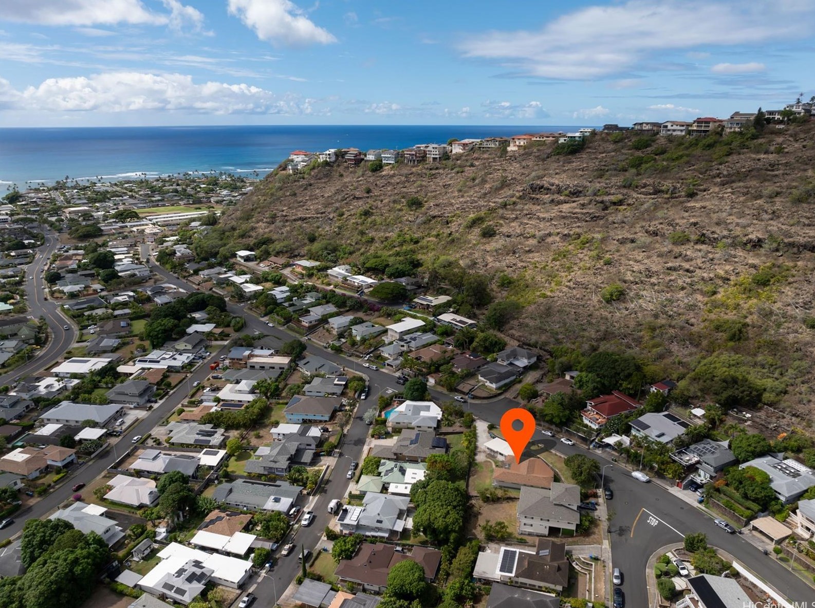 461 Hao St, Honolulu HI  96821-1621 exterior