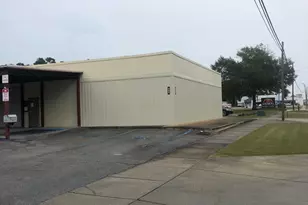 404 W James Lee Blvd W, Crestview, FL 32536 - Photo 5