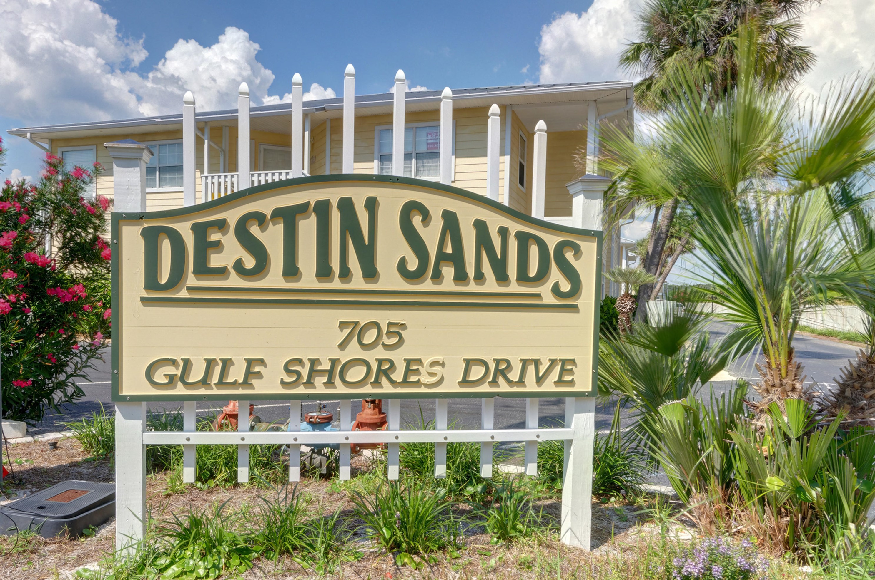 705 Gulf Shore Dr, Destin FL  32541-3220 exterior