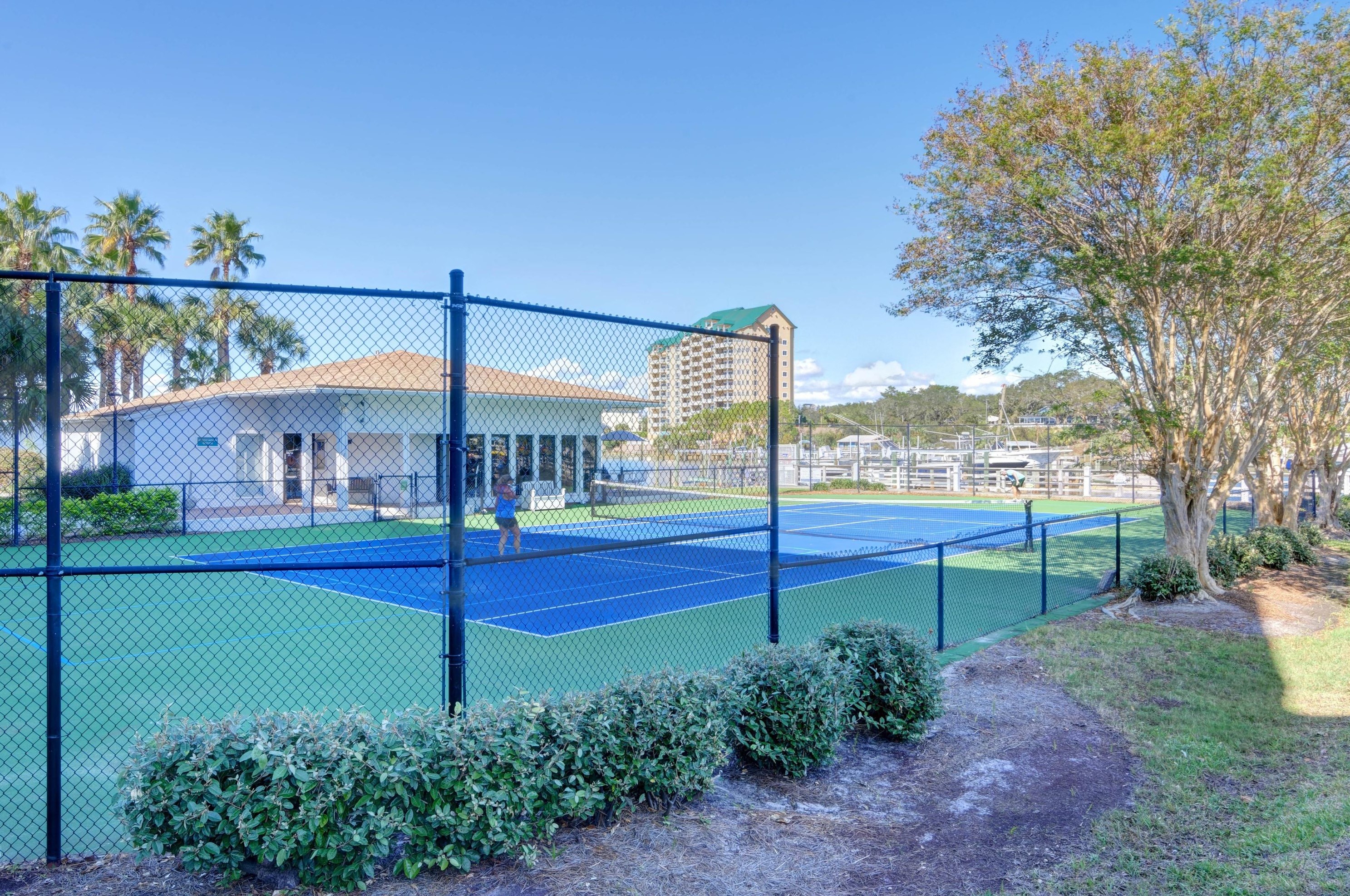 30 Moreno Point Rd, Destin FL 32541-3105 exterior