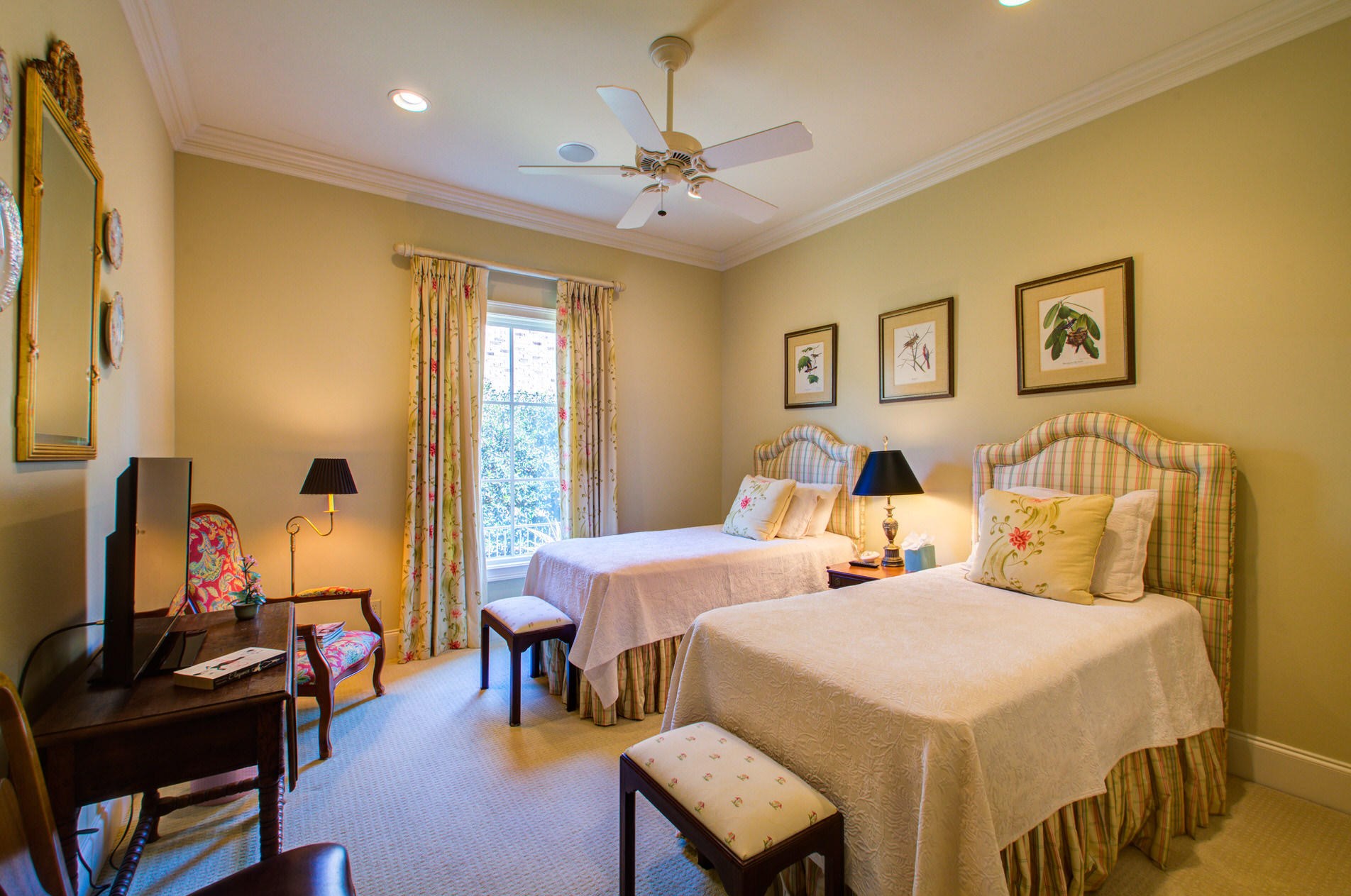 460 Captains Cir, Destin FL 32541-5307 exterior