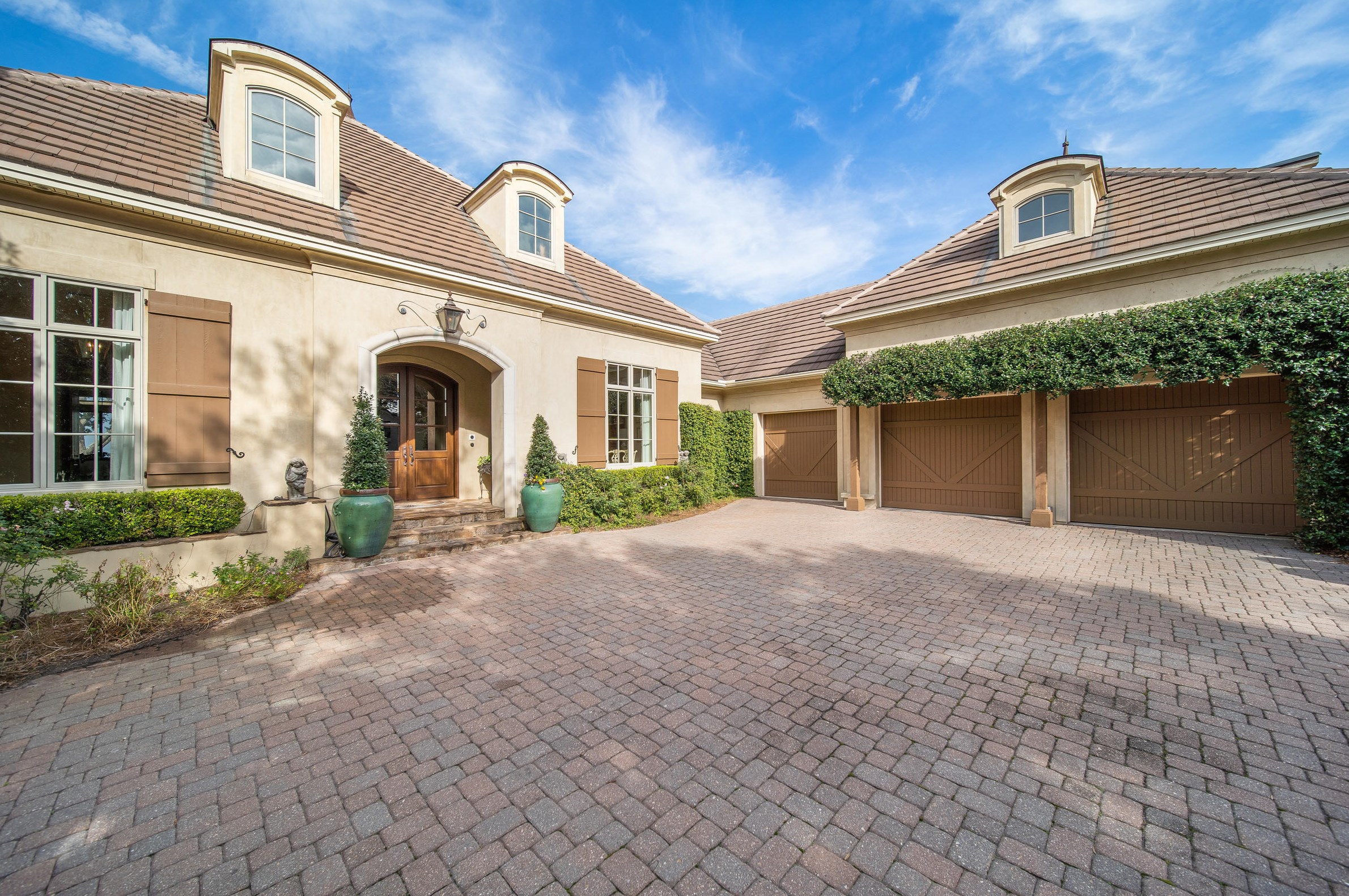 460 Captains Cir, Destin FL 32541-5307 exterior